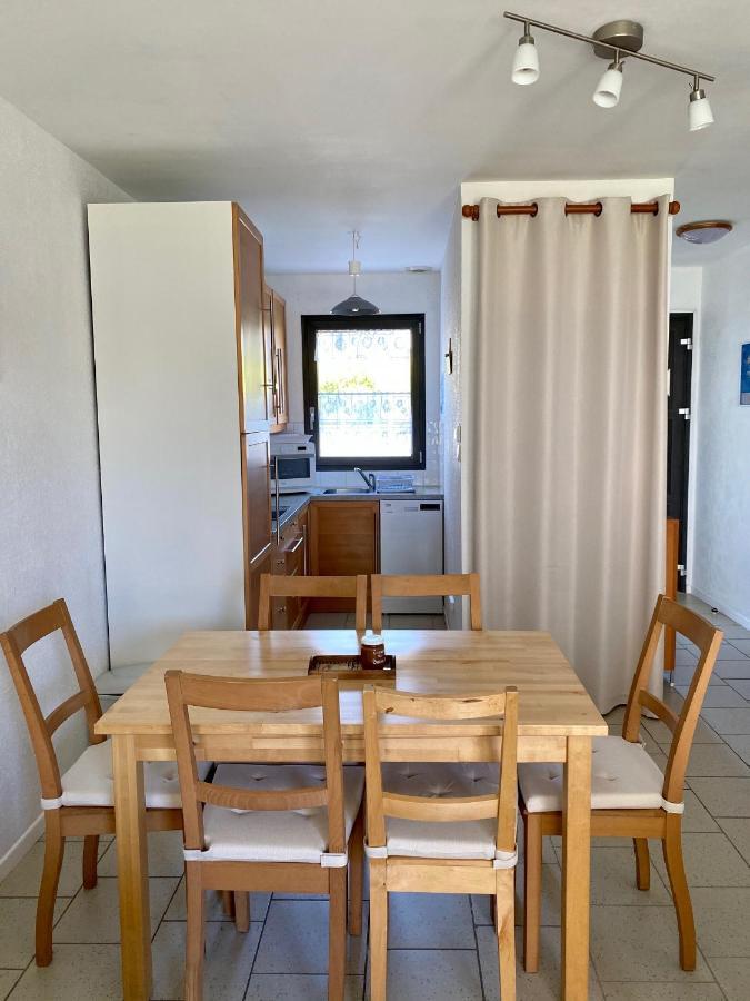 Pied A Terre Pour Des Vacances Au Bord De La Mer Ле-Конке Экстерьер фото